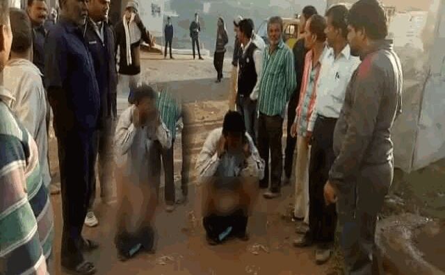 CMO ने पैंट उतरवाई, फिर कराया कान पकड़ कर उठक बैठक