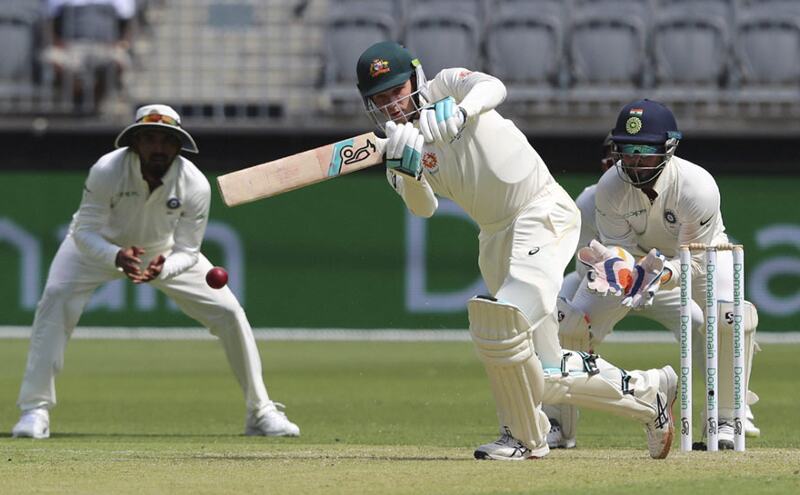 ऑस्ट्रेलिया की पारी में फिंच-हैरिस का विकेट बचाने पर जोर