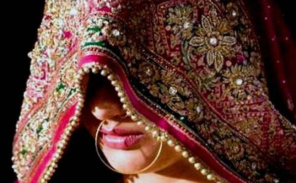 शादी के 1 साल बाद दूल्हे का ऐसा सच आया सामने, दो दुल्हनों के उड़े होश..