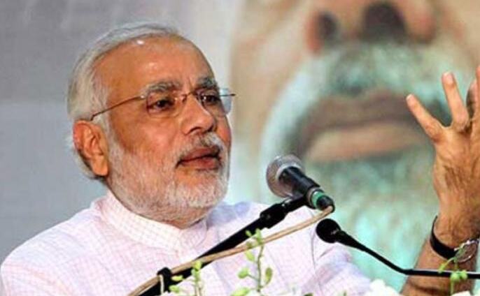 रुपये में गिरावट और तेल की कीमतों में बढ़ोतरी से सरकार चिंचित, पीएम मोदी कर सकते हैं समीक्षा बैठक