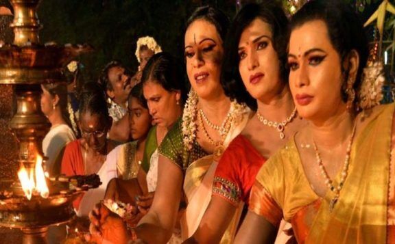 ऐसा मंदिर जहां पुरुषों का आना है मना, प्रवेश के लिए करना पड़ता है ये सब ऐसा मंदिर जहां पुरुषों का आना है मना, प्रवेश के लिए करना पड़ता है ये सब